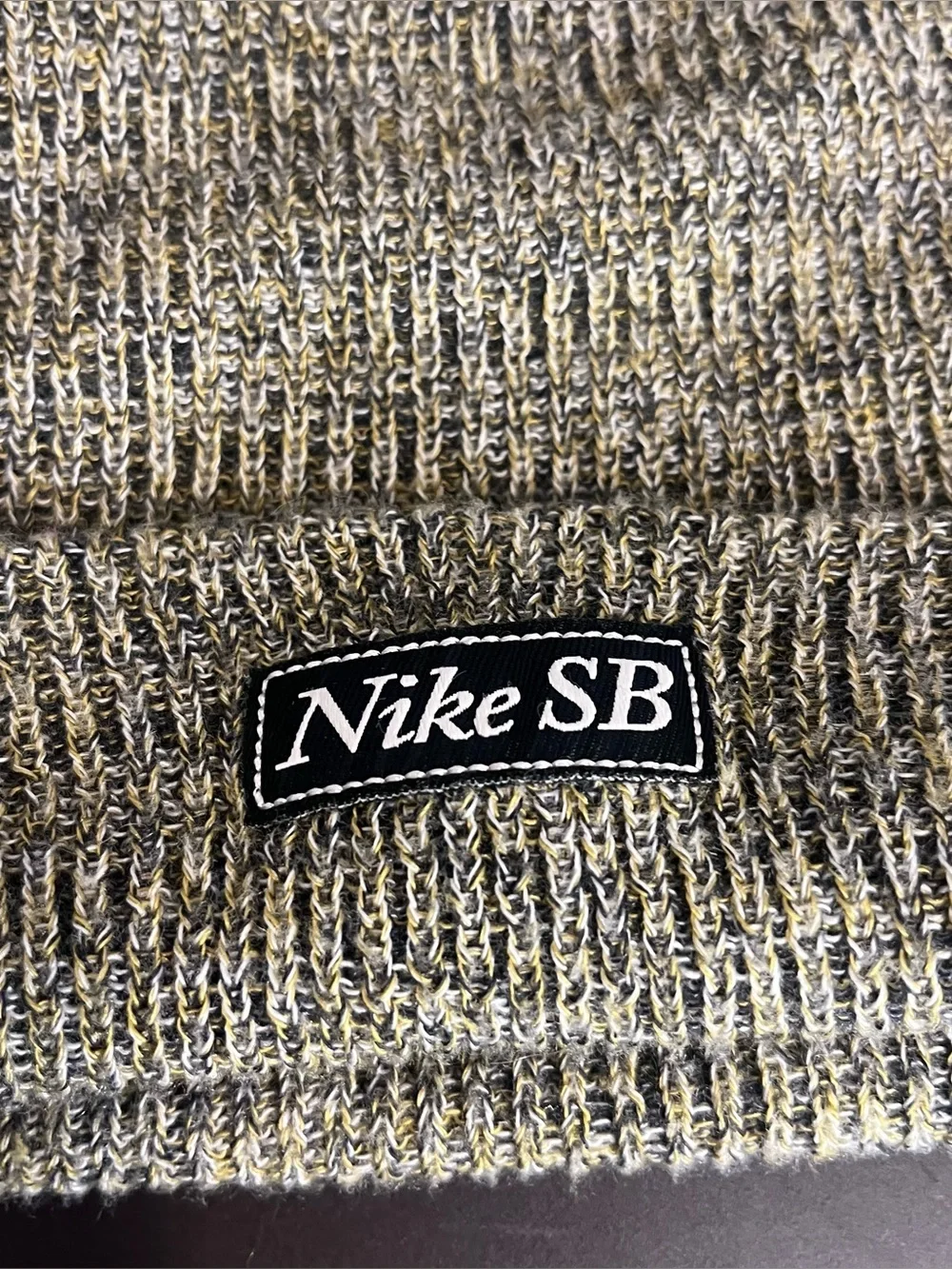 Nike SB 2-in-1 Marl Pom Pom Beanie Hat Woven Winter